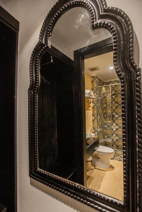 Hanoi Center Silk Boutique Hotel & Travel Bagian luar foto